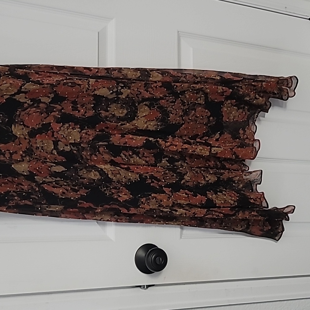 Brown and Black Sleeveless V-Neck Sheath Dress - Picture 3 of 5